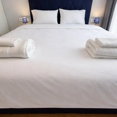 Osaka Cozy 1bdr Near Iec And Airport W Paid Parking