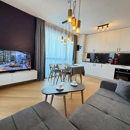 Osaka Cozy 1bdr Near Iec And Airport W Paid Parking *